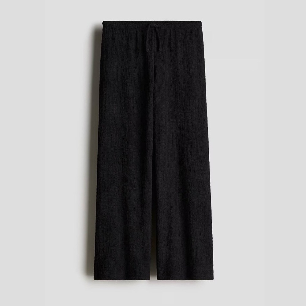 H&M Tween Girls Crinkled textured black pull on pants